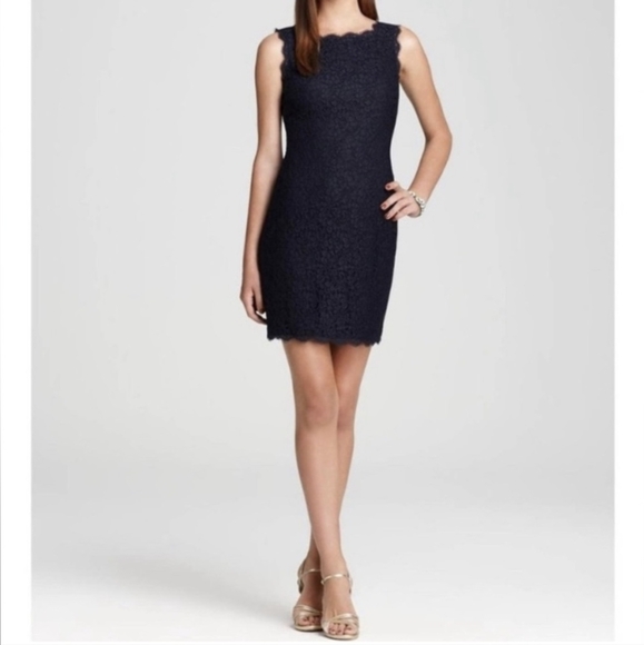 hot adrianna papell sleeveless scalloped lace sheath dress (petite)